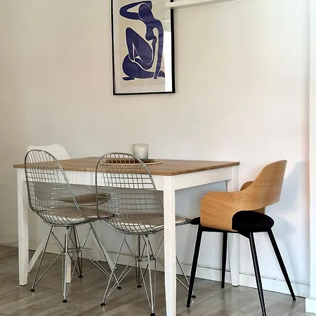 Cozy For Two Brick In The Apartman *